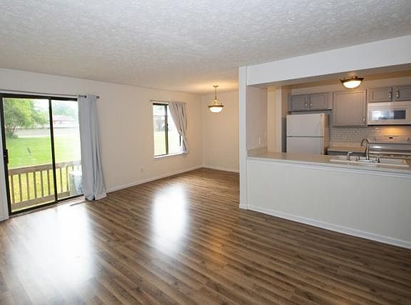 5th image of 1020 Clarinet Blvd E #1020