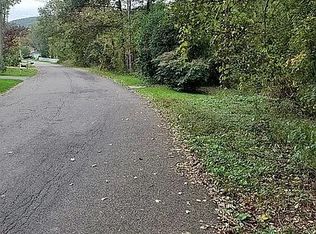 60 Wisconsin Dr, Binghamton, NY