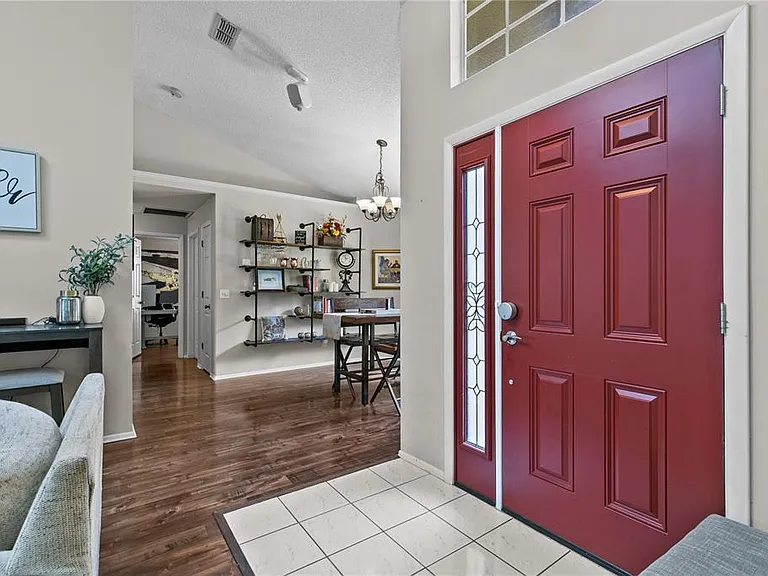 1322 American Elm Dr — Photo 3