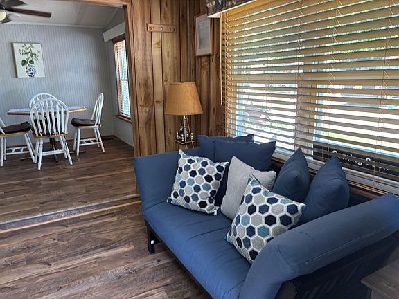 5th image of 121 Pacific Blvd #0