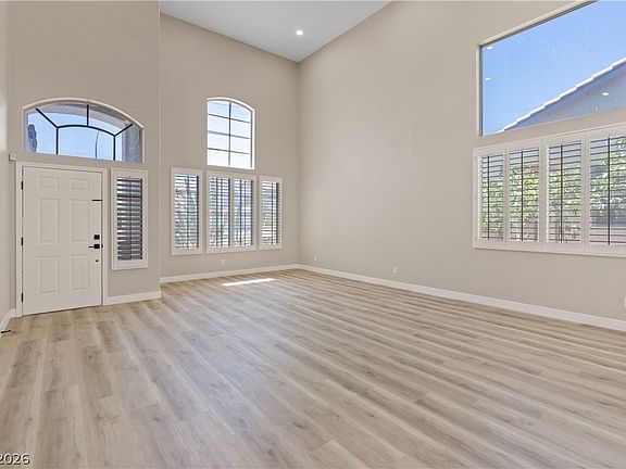 2nd image of 9272 W Viking Rd