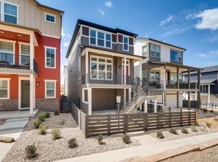 8904 Southurst St, Highlands Ranch, CO 80129