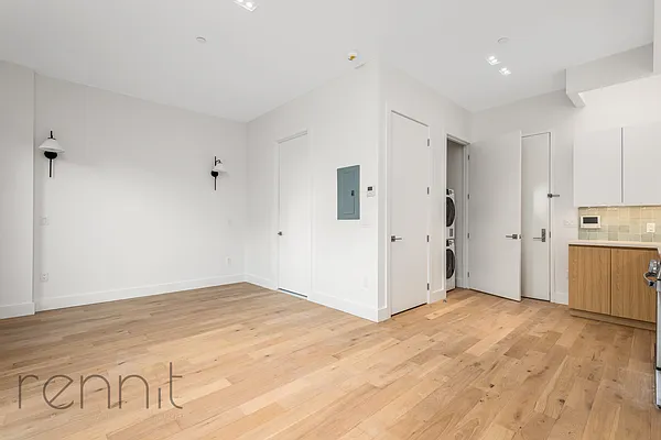 Rented by Rennit Inc. | media 18