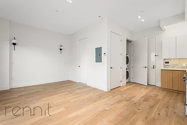 Rented by Rennit Inc.