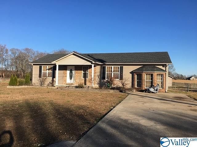 1st image of 119 Quiet Ln