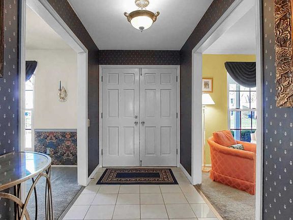 2nd image of 12560 Larkwood Dr