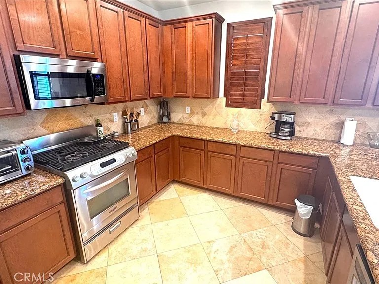 52202 Rosewood Ln — Photo 2