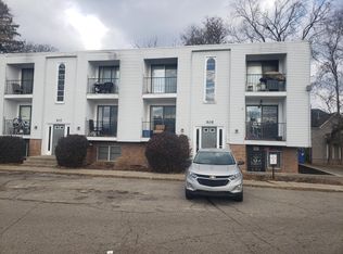 509 College Ave NE APT E, Grand Rapids, MI 49503