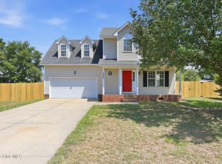 5420 Ahoskie Dr, Hope Mills, NC 28348
