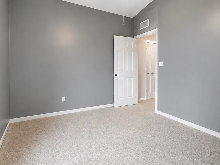 7221 Ravanna Dr #4 — Photo 5
