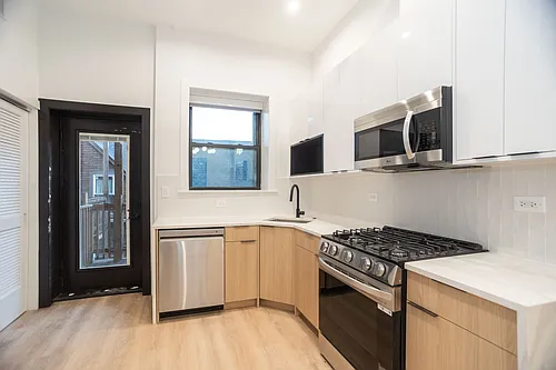 3255 W Belden Ave #1E Photo 1