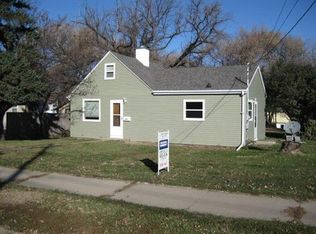 308 15th Ave SW, Minot, ND 58701