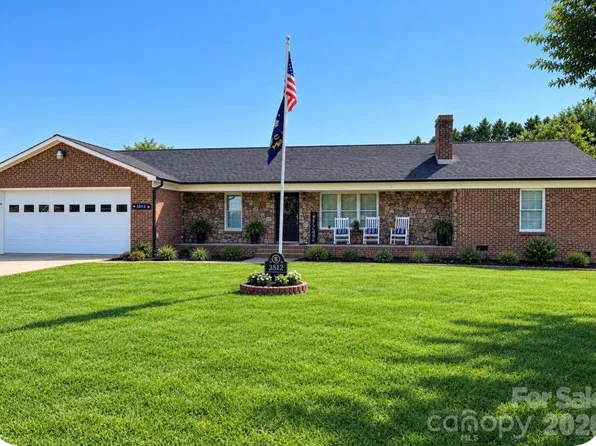 3512 Goodson Rd, Maiden, NC 28650