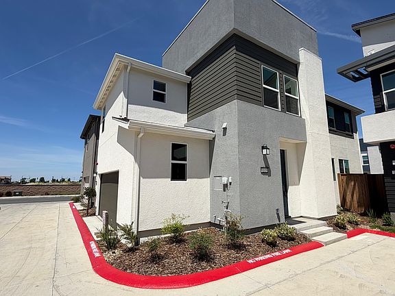 2nd image of 1115 Bengal Loop