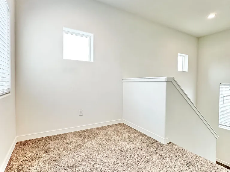 8621 Frankie Lou St #B — Photo 10