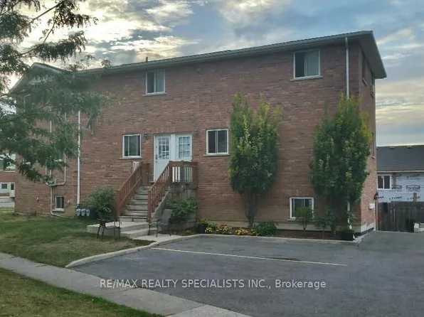 36 Merritt St #2, Saint Catharines, ON L2T 1J5