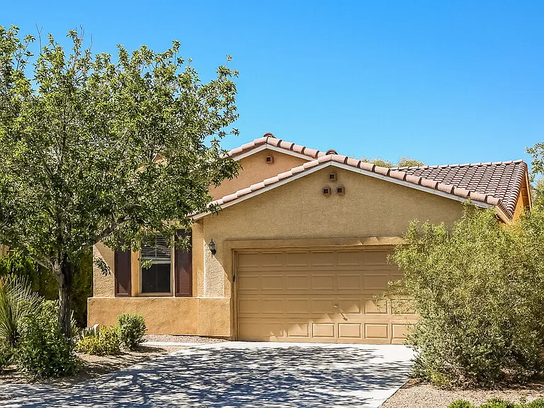 4344 Desert Home Ave — Photo 3
