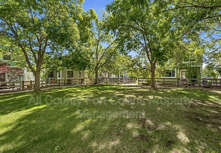 2333 Windrow Dr — Photo 24