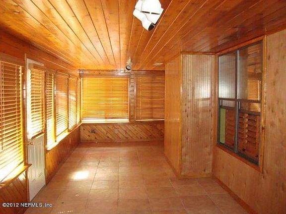 3rd image of 266 Winter Springs Way