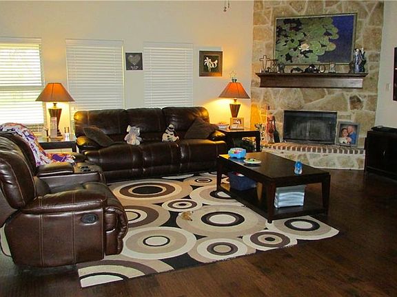 3rd image of 6069 Pin Oak Ct