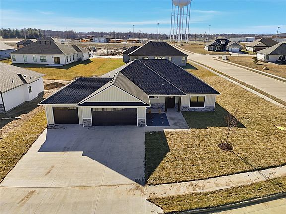 3rd image of 14591 Wellstead Dr