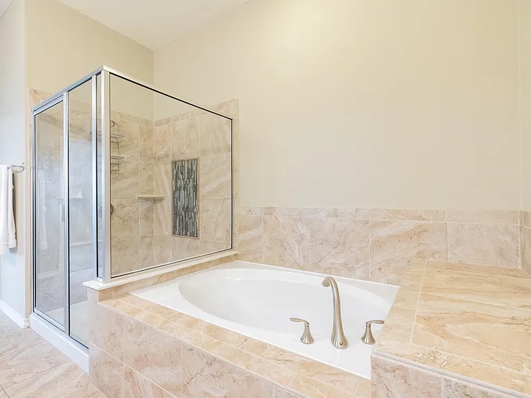 205 Adams St — Photo 17