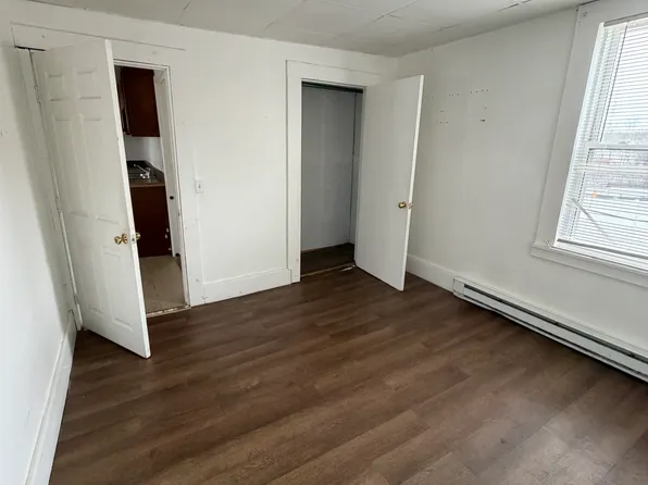 20 High St #1R, Southbridge, MA 01550