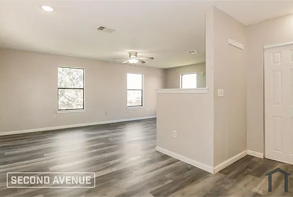 622 Martingale Dr — Photo 12