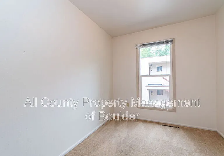 1817 Grove St #3 — Photo 14