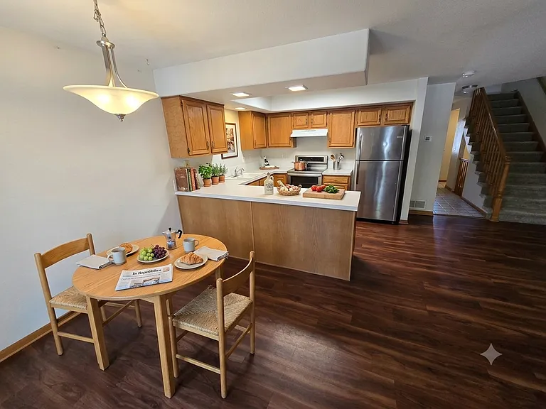1637 Westbridge Dr #E3 — Photo 3