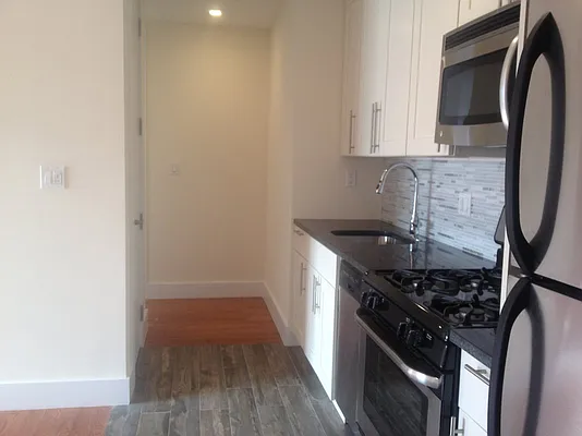 Rented by Bohemia Realty Group | media 5