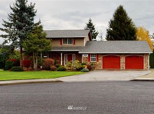 12147 Classic Pl, Burlington, WA 98233