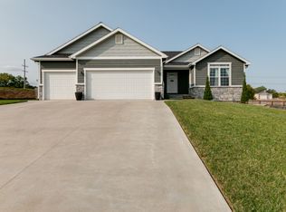 8875 Regina Lane, Manhattan, KS 66502