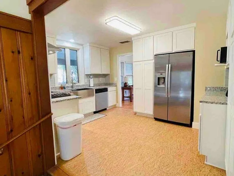 1655 N Broadview Dr — Photo 17
