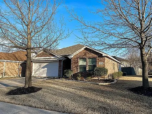 1000 Campbell Dr Photo 1