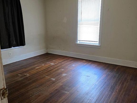4th image of 216 Phillip Morris Dr