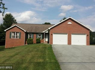 11921 Mentzer Gap Rd, Waynesboro, PA 17268