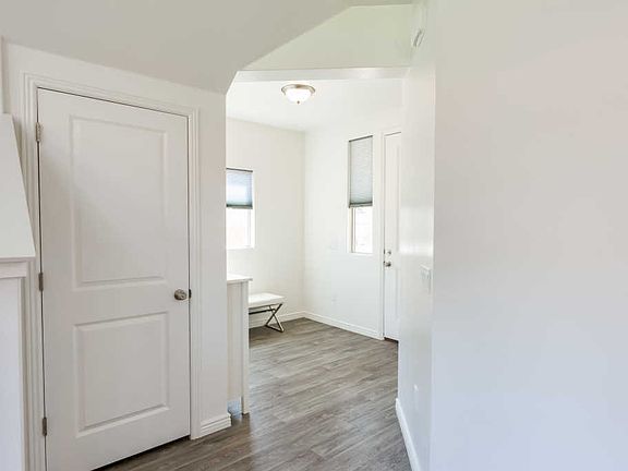 5th image of 444 N Sage Crest Dr