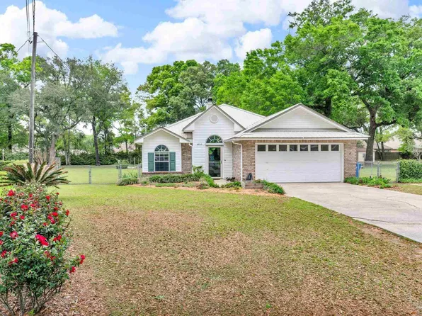 4845 Royal Pines Dr, Pace, FL 32571