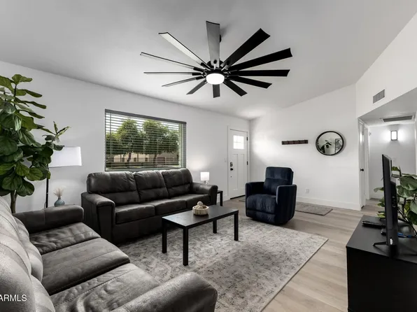 6620 W CHOLLA Street, Glendale, AZ 85304