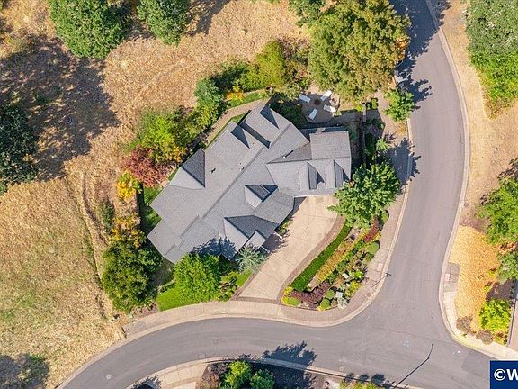 3rd image of 1281 NW Spencer Mountain Dr