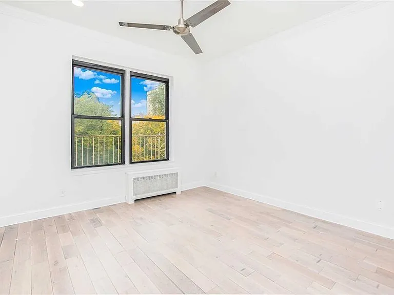 140 Claremont Ave #6B — Photo 4