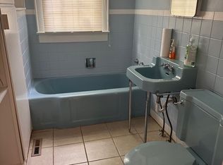 111 N Carolina St, Hartwell, GA 30643