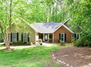 1049 Retner Dr SW, Mableton, GA 30126