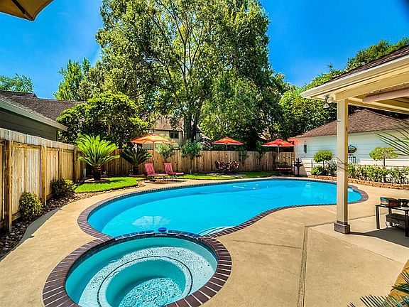 4th image of 7518 Pine Green Ln