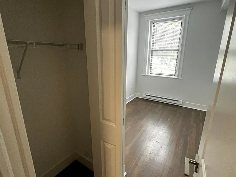 81 Park Dr #1A — Photo 4