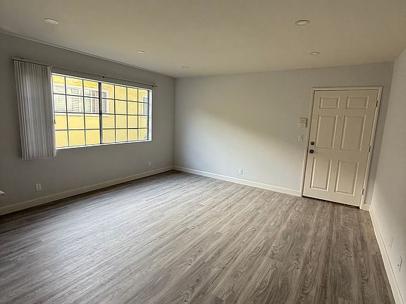 4th image of 11218 Huston St Unit 104