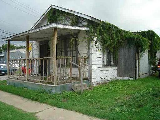 2nd image of 315 E Alamosa