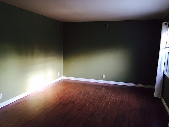 Livingroom, new decorator paint colors