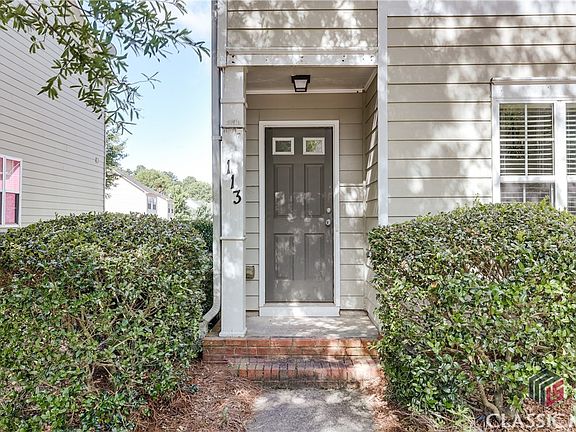 3rd image of 113 Brockett Drive